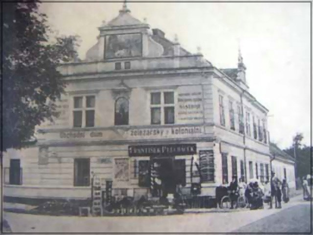 102.jpg