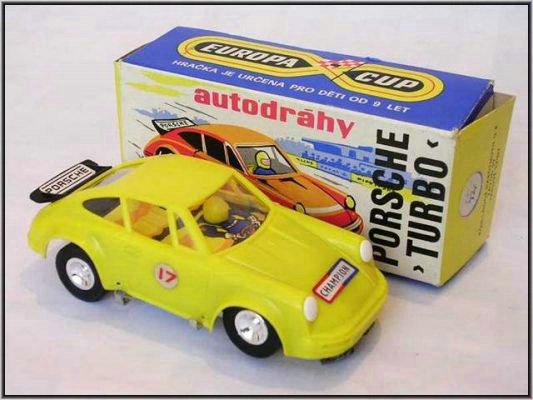 normal_PLZf5e53_Porsche_Turbo.jpg